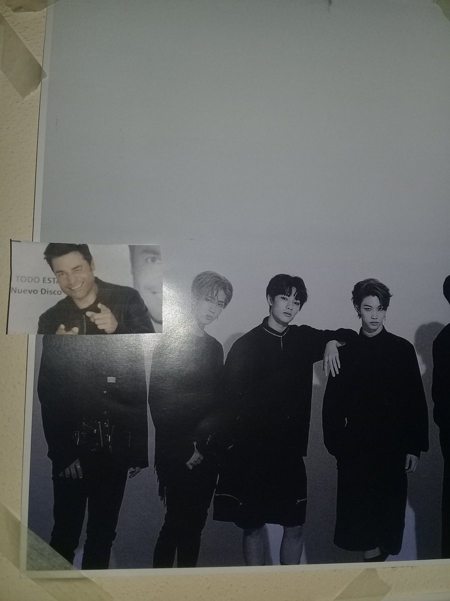 gothamkiyoo's tweet photo. era necesario sisi CHAYANNE😍 https://t.co/4NWX32TecP