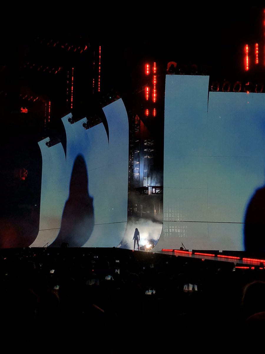evanherrmann's tweet photo. 2 years since #reptourkc π The rep tour will always be my favorite and Iβd do just about anything to go back. https://t.co/jOUhgHJSFR