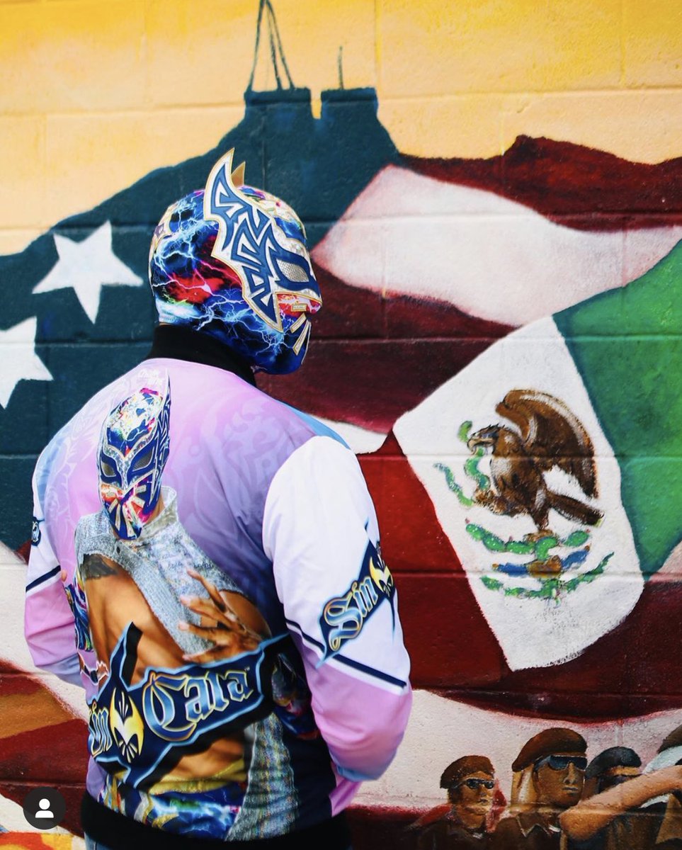 cintadeoro_fans's tweet photo. Viva Mexico! 🔔🇲🇽
¡Viva! 👏🙌
¡Viva LA Lucha Libre! 🤼♂️🇲🇽
¡Viva! 💪😄🇲🇽
.
#luchalibre
#luchamovement
@cintadeoro 👑❤️
.
#sincara #luchador #GrandesSueños 🎵 #cuidadjuarez #mexico #elpaso #luchalibremexicana #wrestlemania #prowrestling #wwe #triplea #aaa #aew #cintadeoro https://t.co/yDMAB2K7GQ