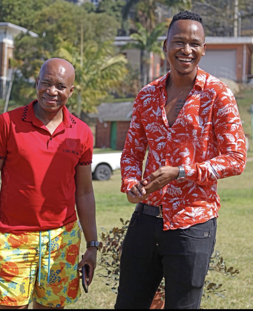 Tnngcobo's tweet photo. As men we went to #artinpark to voice our concerns about #GenderBasedViolence. Thanks @Brilliekhuzwayo for always supporting these initiatives https://t.co/Rkg766iBe2