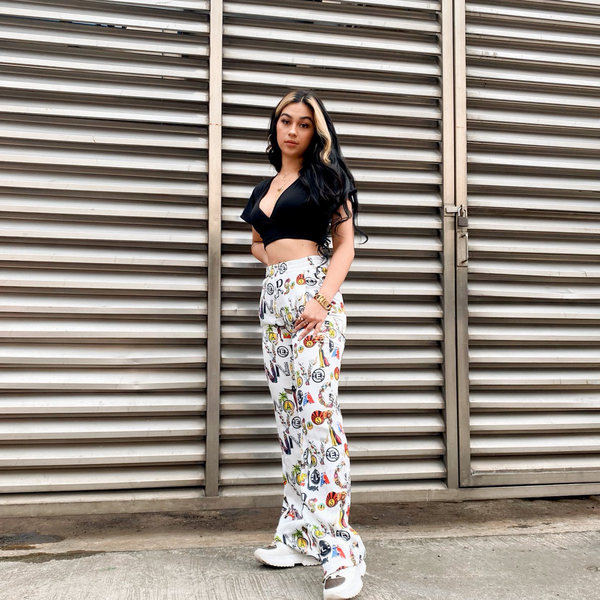ZeinabHarake11's tweet photo. salamat zebbies mahal ko kayo 😻❤️ https://t.co/XocAdB8HI6