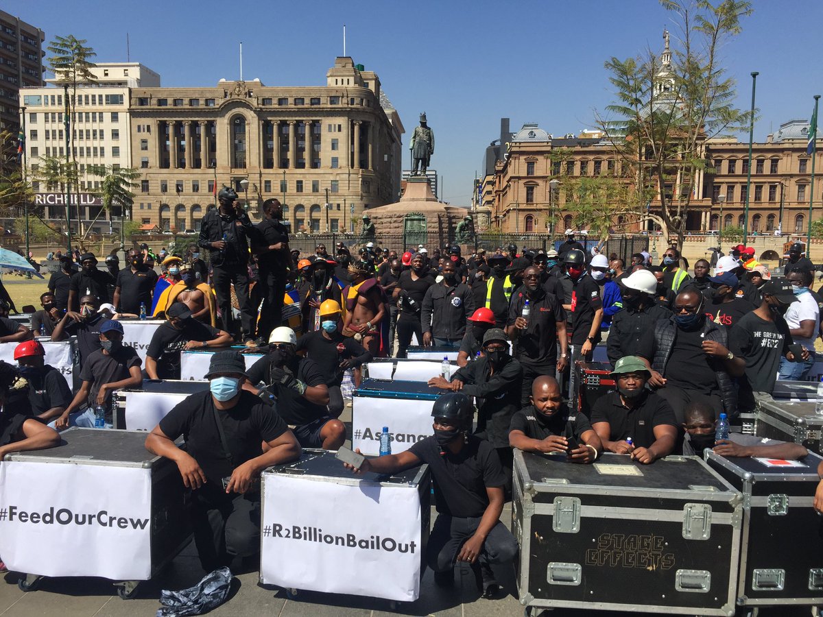 flightcasemove's tweet photo. #FlightCaseMovement Minister @NathiMthethwaSA https://t.co/25zsFktXQl