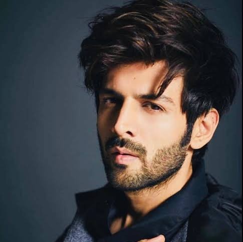 tharkisaala_'s tweet photo. @_Baby_BoLd_ Let's have situation choose between
A:- millionaire guy propose u
B:- This Guy Propose U bt he is not rich😂😂😂😂 https://t.co/M6ou1y2Vgk