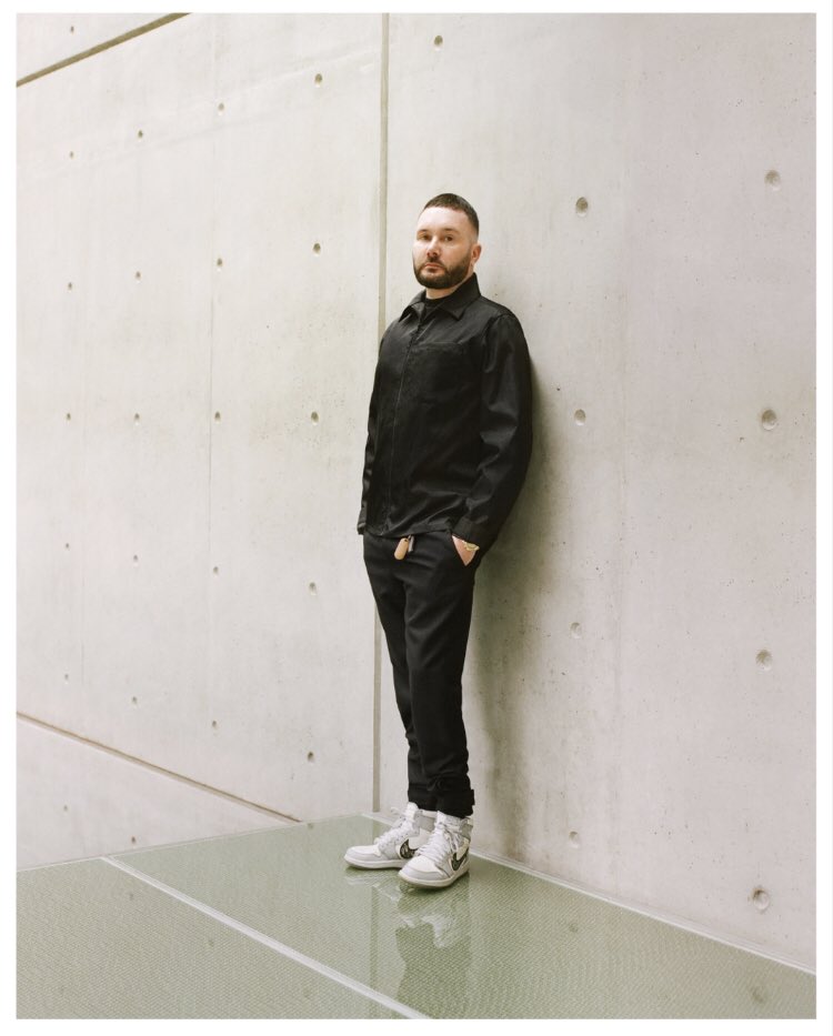 LizziePaton's tweet photo. 🚨 Kim Jones is the new women’s wear artistic director at @Fendi , the Italian fashion house confirmed today, a successor to Karl Lagerfeld who died last year. Story to come.🚨 https://t.co/8ZaPgaSP4V