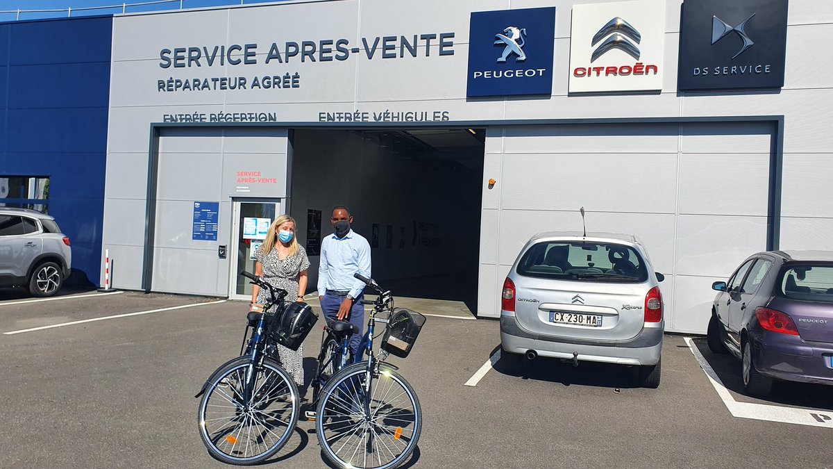 JoelMontout's tweet photo. 📢 PSA RETAIL BORDEAUX continue de déployer notre solution de mobilité auprès de leurs clients.
🔻
Après avoir équipé le site du Bouscat et les deux sites de Lormont, c'est au tour du site de Merignac de bénéficier de notre solution de mobilité.
🚲🚲
#mwheel #PsaBdx #mobilité https://t.co/EECM93geBY