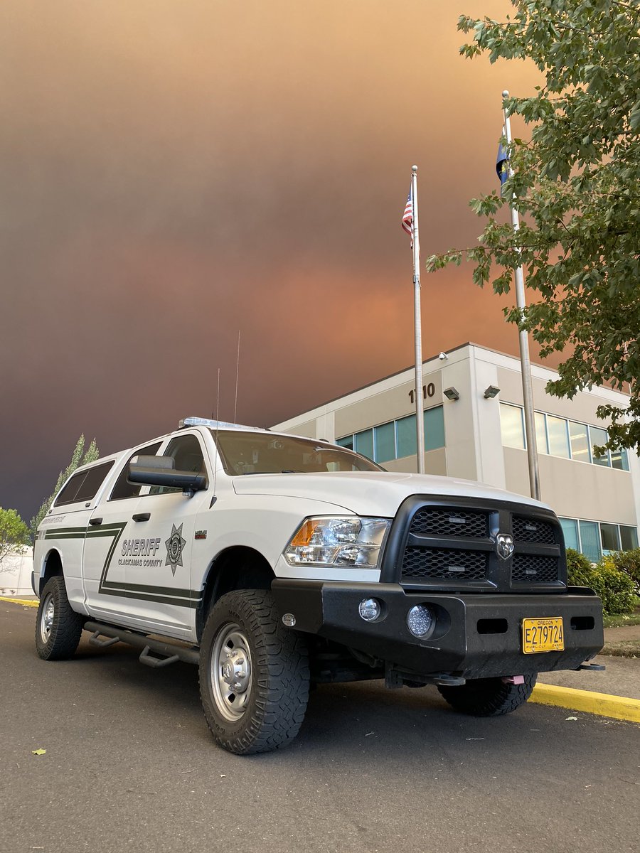 The  #ClackamasWildfires view from Red Soils in Oregon City.