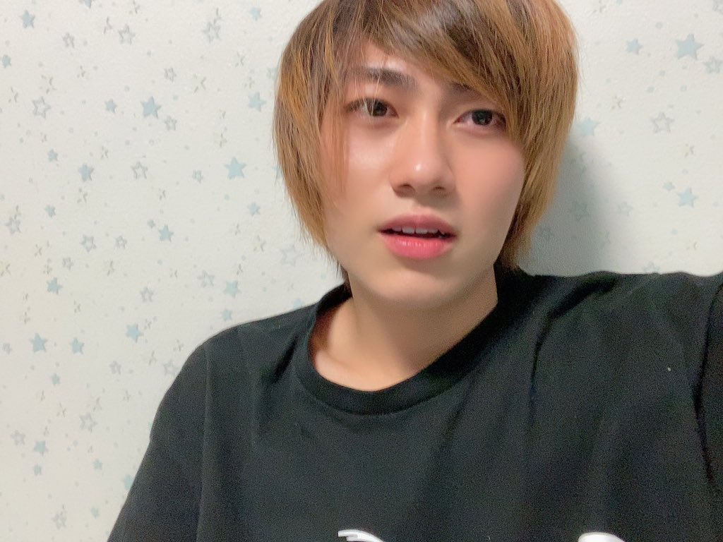 UyuRiru_2nd's tweet photo. 伸びすぎたから美容院行ってくる٩(¨ )ว=͟͟͞͞ https://t.co/7CXPowUGln