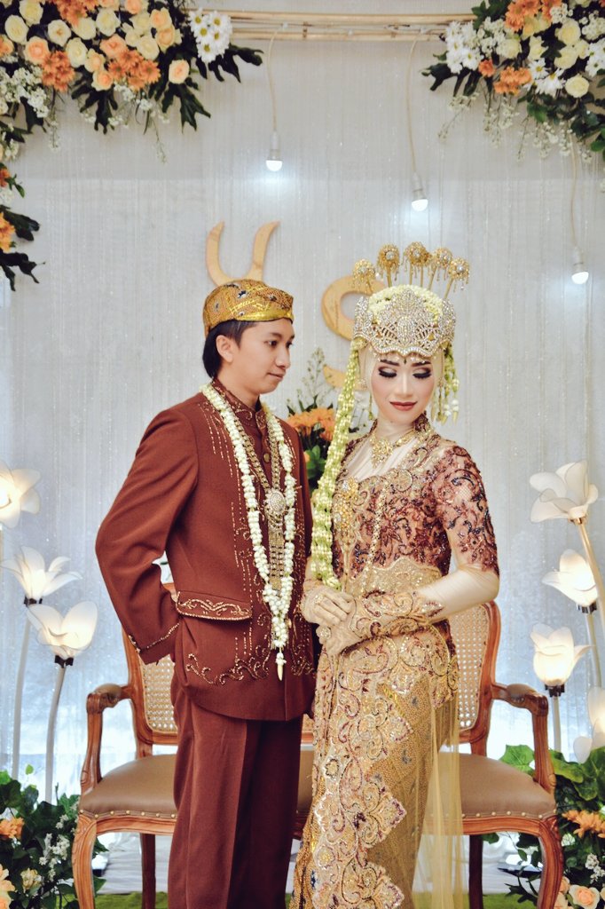 SIN_TA16's tweet photo. There is nothing better for two who love one another than marriage. https://t.co/eRLBEMZWWM
