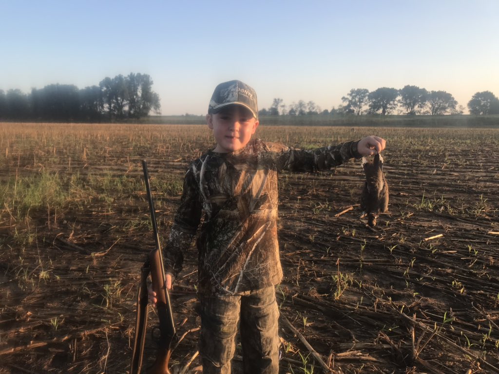 TravisAtkinson7's tweet image. My huntin buddy got his first doves yesterday. Opening day didn’t go as planned but we made the best of it. He made me a gift to remember our hunt. Take a kid huntin or fishing, trust me you’ll enjoy it as was much as they do.