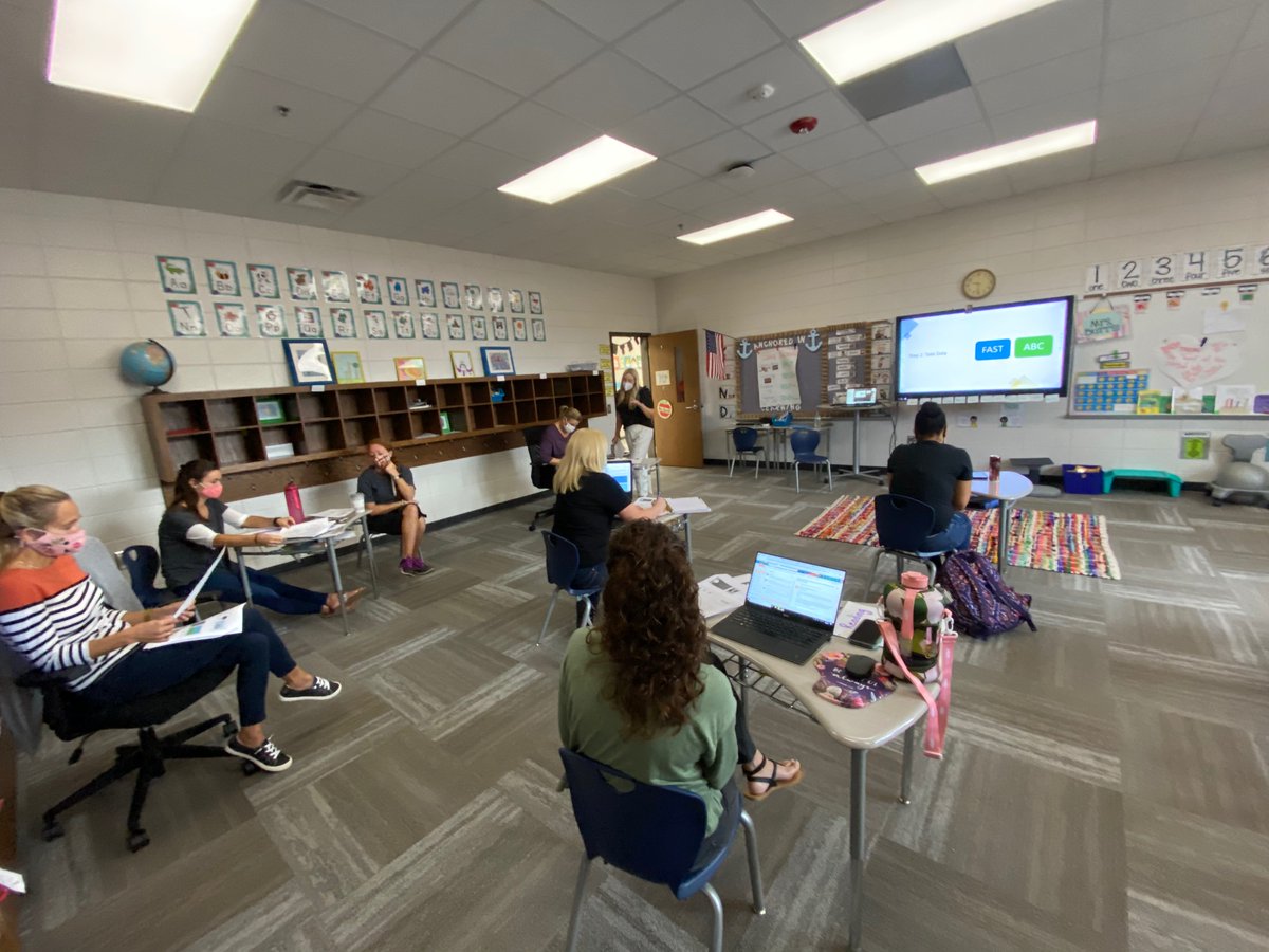 drbrittmobley's tweet photo. A great day of PL today! FME staff is rocking this year... by par😉⛳️🐾💯 #TeamFME #FMEistheplacetobe https://t.co/ksK58TsBRM
