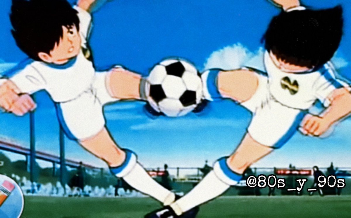 80s_y_90s's tweet photo. Qué van a saber ustedes de paciencia si nunca esperaron 3 capítulos para saber si un remate terminaba en gol. https://t.co/T0lIBF3dTW