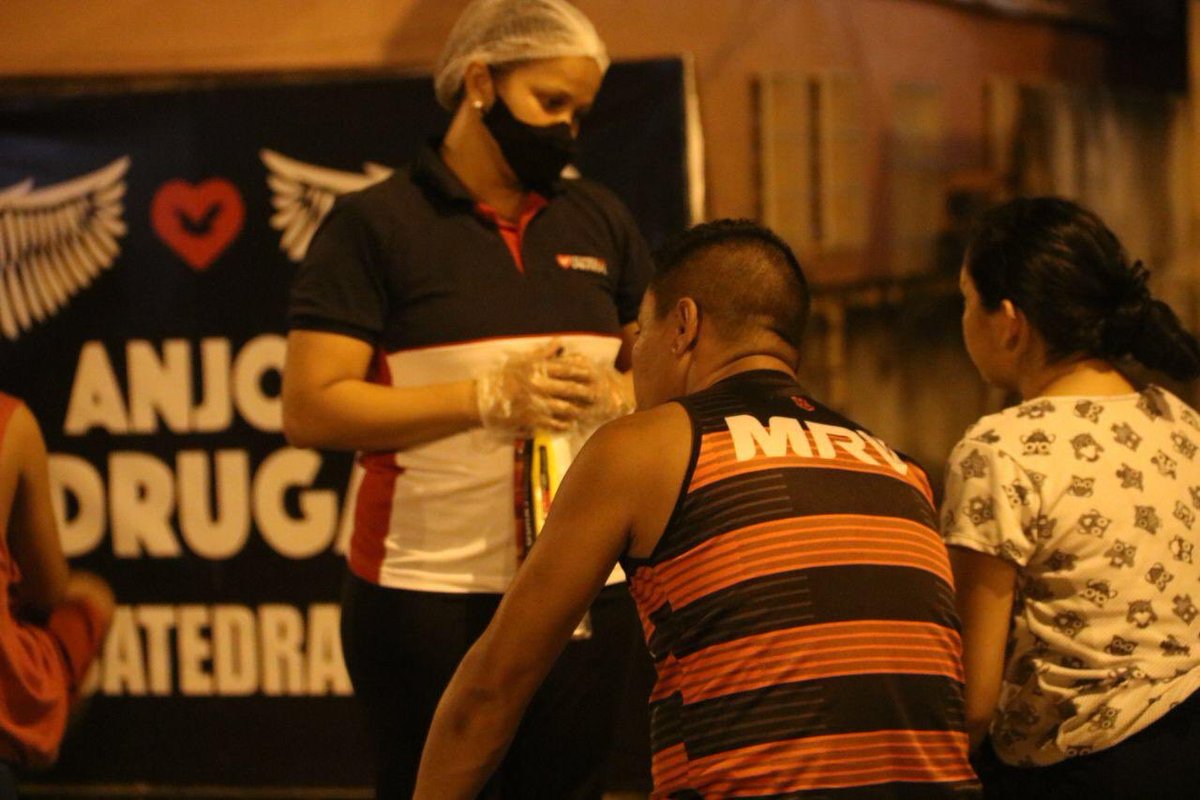 evg_amazonas's tweet photo. Anjos da Madrugada: fazer o bem ao prĂłximo ĂŠ nosso maior prazer!
â˘
â˘
â˘
â˘
#evgam #anjosdamadrugada #manaus #iurd #famĂliaevg #uckg #evgbrasil https://t.co/3TZY3FrUV2