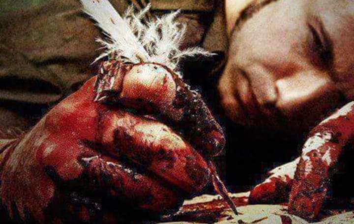 BatoolFariii's tweet photo. کیسے سہہ لوں میں وہ کسی اور کا بھی تھا۔۔۔۔۔💔💔💔 https://t.co/WkmkEDCCJ0
