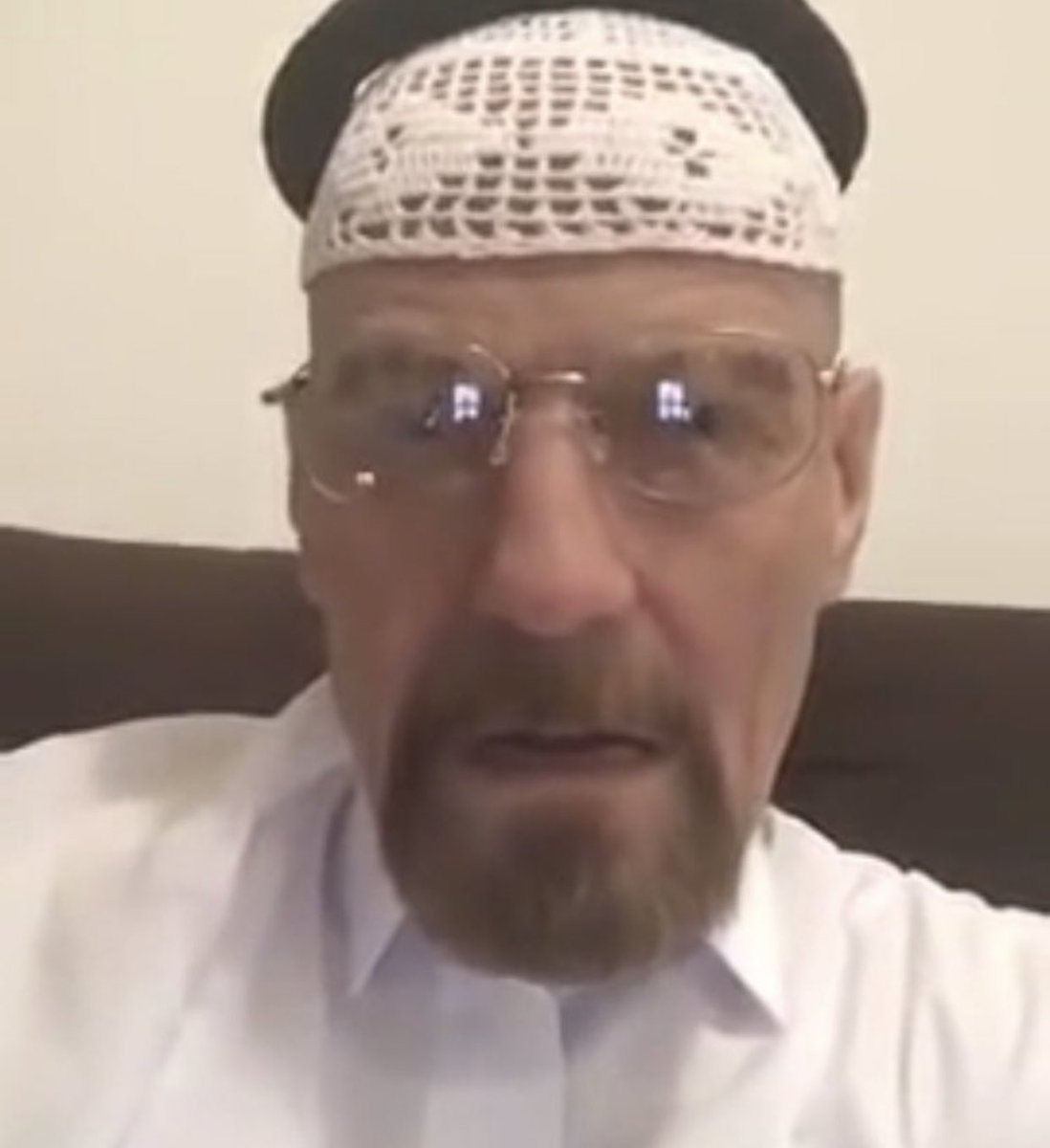 davis_scram's tweet photo. jesse you NEED to make wudu https://t.co/YXTLYB8MvI