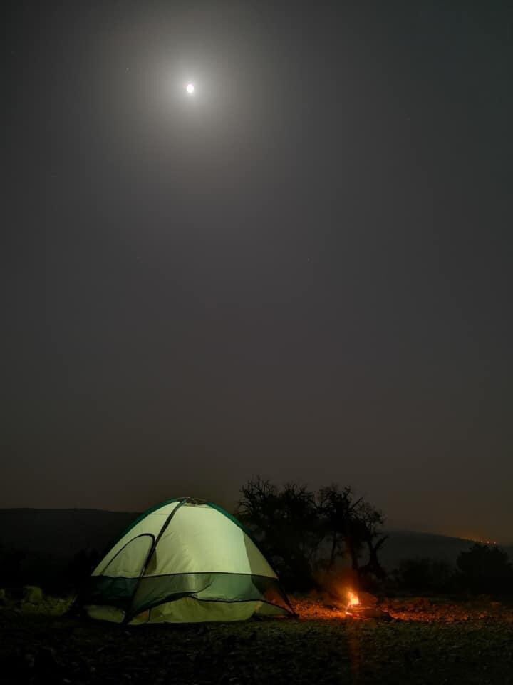 يُسعدني أن أترك أثرًا طيبًا في حياة غيري، هذه التفاصيل الصغيرة اليسيرة تُقيم صلب أيامنا، وتلمُ شتاتنا وشعثنا.
فاللهم اجعلنا محمودي السيرة، أنقياء السريرة، مأموني الجانب، واجعل لنا لسان صدق في الآخرين ..
آمين ..🤲🏻

صباحكم سعاده يا اصدقاء ❤️🤍