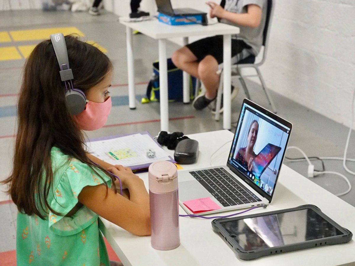 NovaFencing's tweet photo. Our club is also a classroom.  #APSBack2School #APSVA https://t.co/OpDFr6Dk8m
