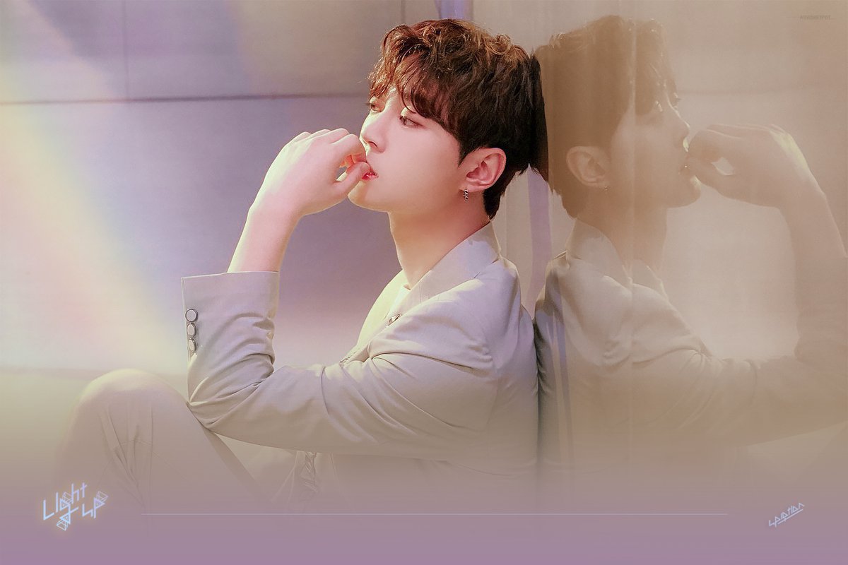 mhp0910's tweet photo. 𝙧𝙚𝙩𝙤𝙪𝙘𝙝 𝙫𝙚𝙧.
UP10TION [Light UP] SPECTRUM PHOTO Ⅱ 200924

#업텐션 #UP10TION #Light_UP
#쿤 #KUHN  #고결 #KOGYEOL #비토 #BITTO https://t.co/M3PTaS0FN3