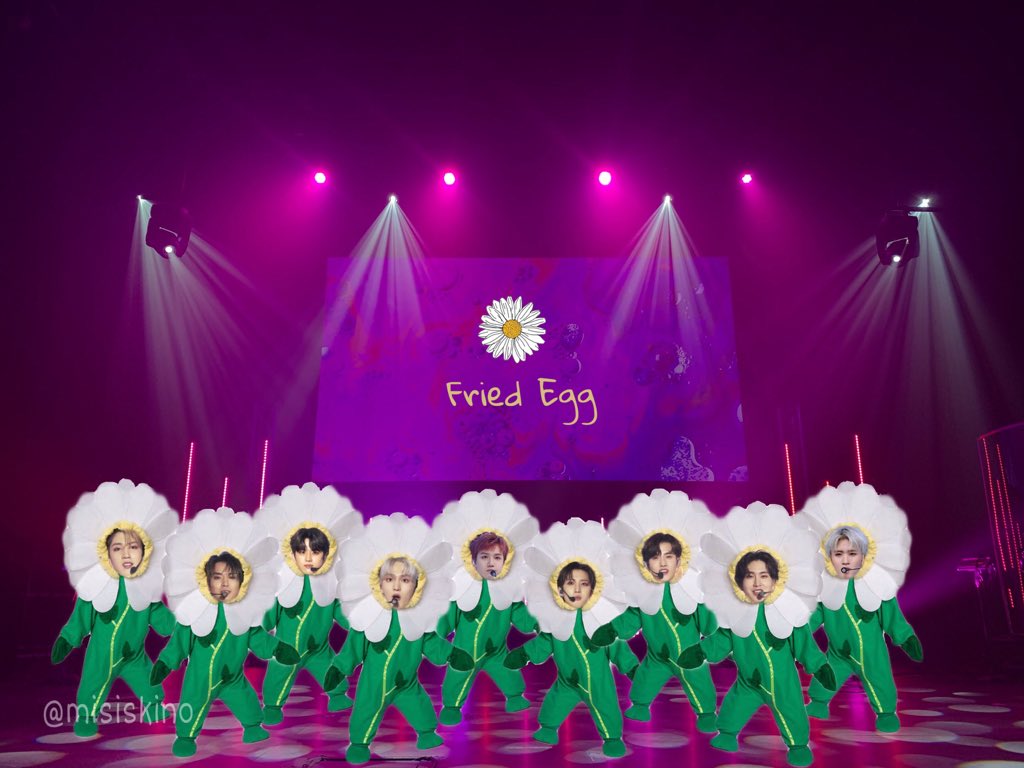 misiskino's tweet photo. If Pentagon takes the Daisy concept seriously &amp; shows up on premier showcase wearing this 🙃🤣 @CUBE_PTG https://t.co/OPYbd36Zto