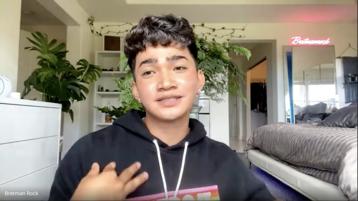 KimVirtudazo1's tweet photo. When @bretmanrock surprises your 3rd period, the class is "shook." Thank you for your kind &amp; wise words of "Be nice to your teachers. Be nice to each other bc being mean isn't the vibe... Dream bigger than the island. Not to say you have to leave the island. Just dream bigger.. https://t.co/KEGM48aVe6