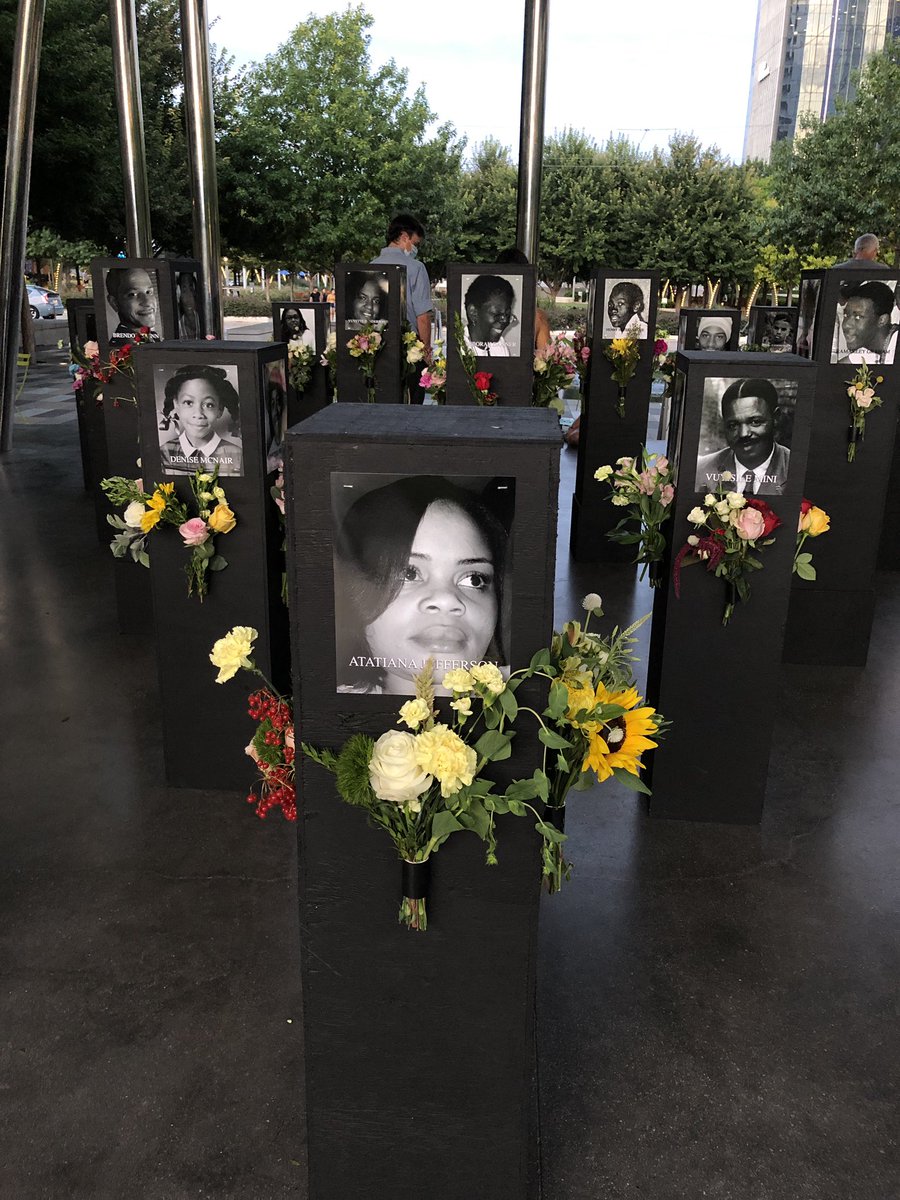 ronldmaurice's tweet photo. This really touched my soul, if you are in Dallas I recommend you go see it. Kylde Warren Park https://t.co/N18QOVAnoW