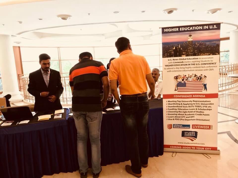 Students <a href="/studiesamerica/">Studies America</a> conference in India organised by <a href="/liveweekgroup/">Liveweek</a> #liveweek #studiesamerica #liveweekgroup