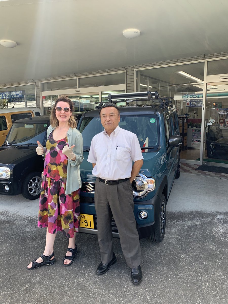 TheDonnaBurke's tweet photo. His and her #SUZUKI !!! Just picked up a cute #Hustler from Eguchi-san in Numata. Now big sister #XBee has a baby 👶 brother! #Gunmalife #WinterIsComing https://t.co/prjQOtEhMe