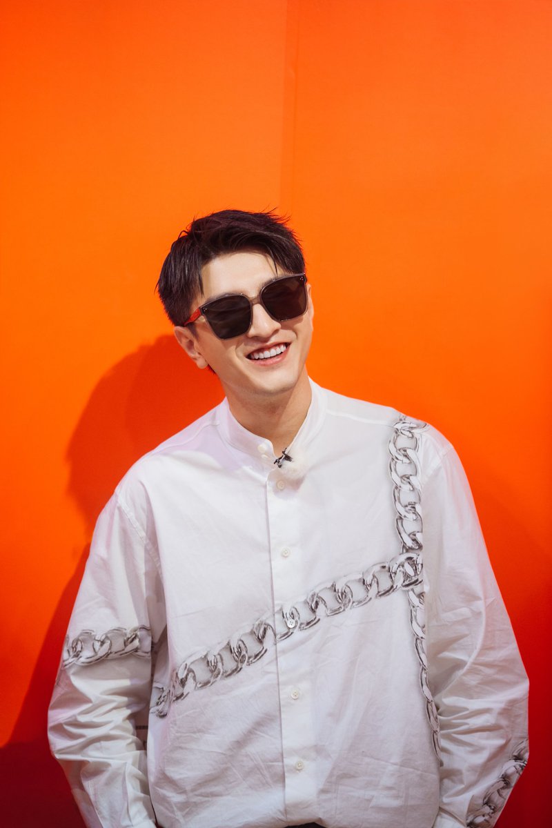 KimJinHan3's tweet photo. งื้อออ.. บอสลุคนี้หล่อมากก😍

#จินฮั่น #JinHan https://t.co/9FrYVARitf
