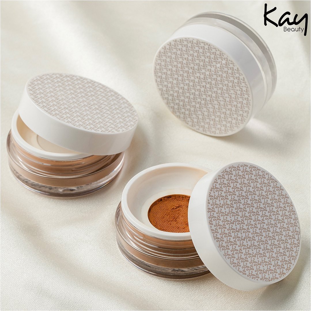 katrin_kay's tweet photo. CheckMate ✔️♟
Say goodbye to oily skin 👋 with the Kay Beauty HD Setting Loose Powder!
// Exclusively available at https://t.co/cIzPKe7hnw // Tap to shop 👆🏻
P.C : @varun_1992
#KayBeauty #KayByKatrina #KayLoosePowders #LoosePowder #SettingPowder #SetItRight
#katrinakaif #Nykaa https://t.co/DQw3OhrmxZ
