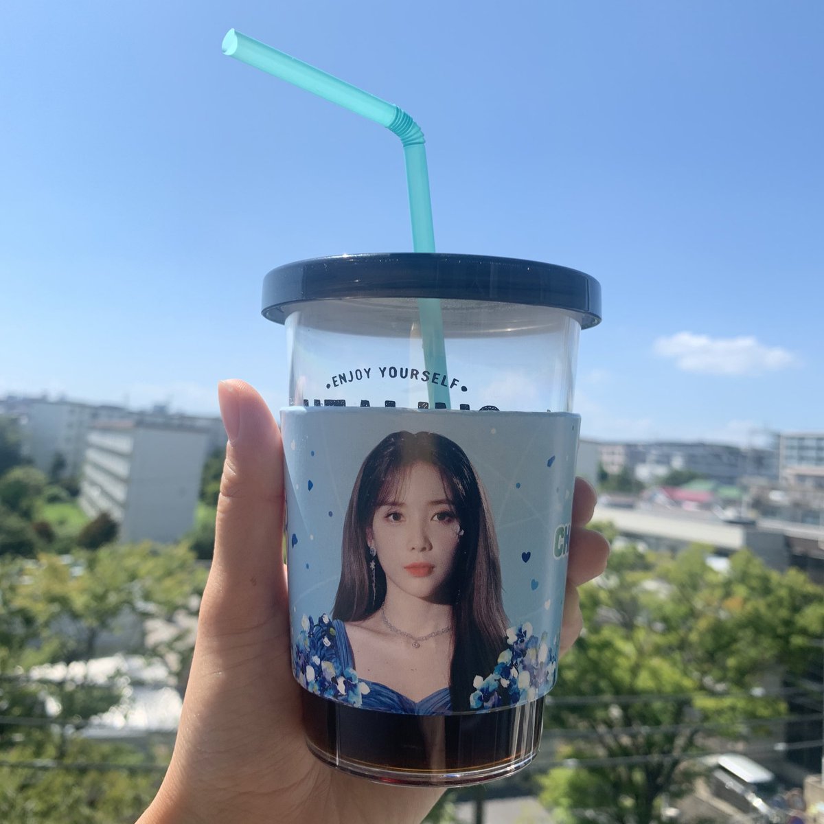 smile_to_nauni's tweet photo. 家でカフェ気分☕️
어때??
#윤채경 #チェギョン #이진솔 #ジンソル
#에이프릴 #エイプリル #파인에플 #パイナップル #ENJOY_YOURSELF https://t.co/8wj4ZrhTY2