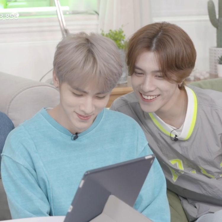 xiaodery: "you are extraordinary"