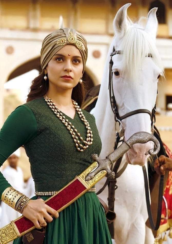 Smittiwari6's tweet photo. #welcometomumbaikangna https://t.co/yeifk77GcJ