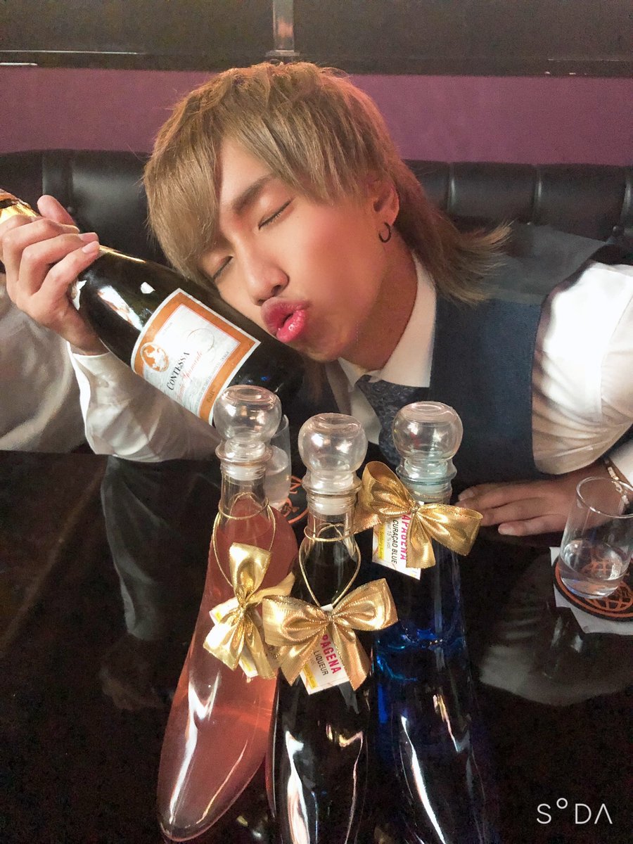 soramaru_d's tweet photo. 昨日は対決イベント勝てました☺️✨

勝負事は常に本気で！！
この勝ちがこれからさらに僕を大きくしていきます💪🔥

今月もそらまるが1番だよーん💕

道は歯がしろいな〜🤣🤣

#シンスユーズー
#歌舞伎町の動物園 https://t.co/IW4i2v5gle