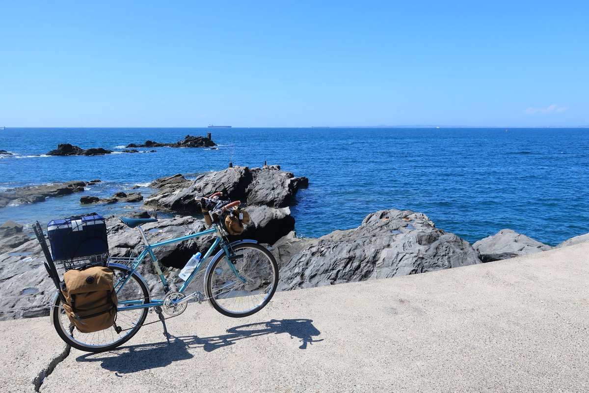 Zumish Jp お休みなので 朝から明鐘岬に出かけるなど 平日で空いていてのんびり釣りできました 魚の活性も高かったのか なかなかの釣果でした まあ 釣れたの殆どキタマクラ 毒 なんだけどな W イソメの胴付きでカワハギ2とベラ1 サビキ釣り