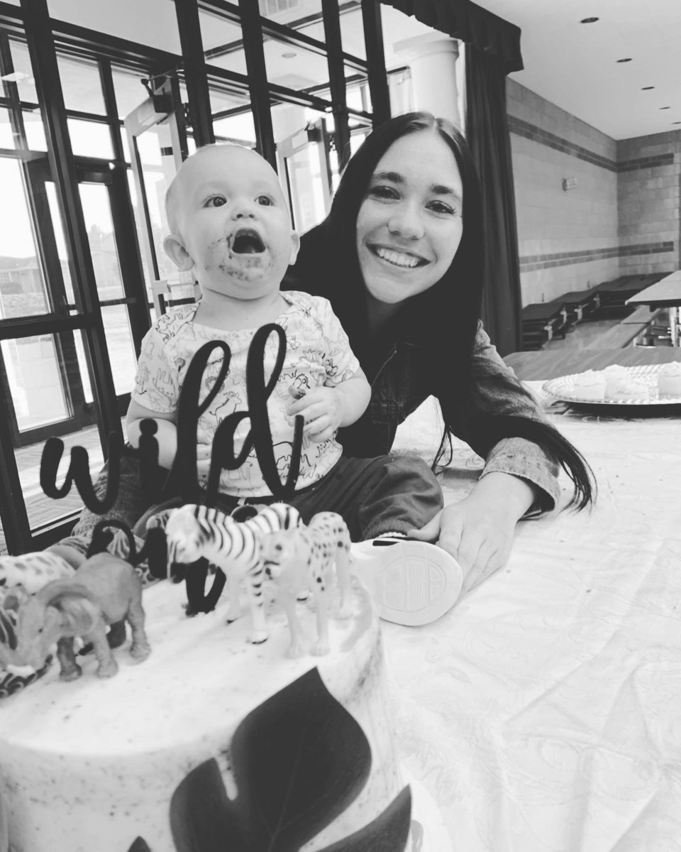 cheydowley's tweet photo. Happy First Birthday Dax 🎊🤍 I love you so much 💙 https://t.co/Gdi0ft7cyd