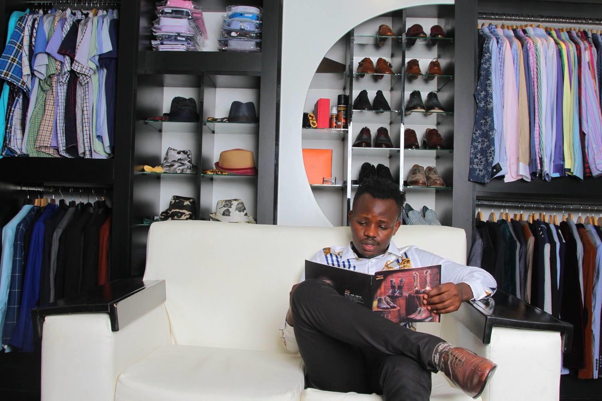 AbryanzOfficial's tweet photo. IF YOU DONT CREATE CHANGE CHANGE WILL CREATE YOU.
#2014Throwback https://t.co/Ay1ivUbPWi