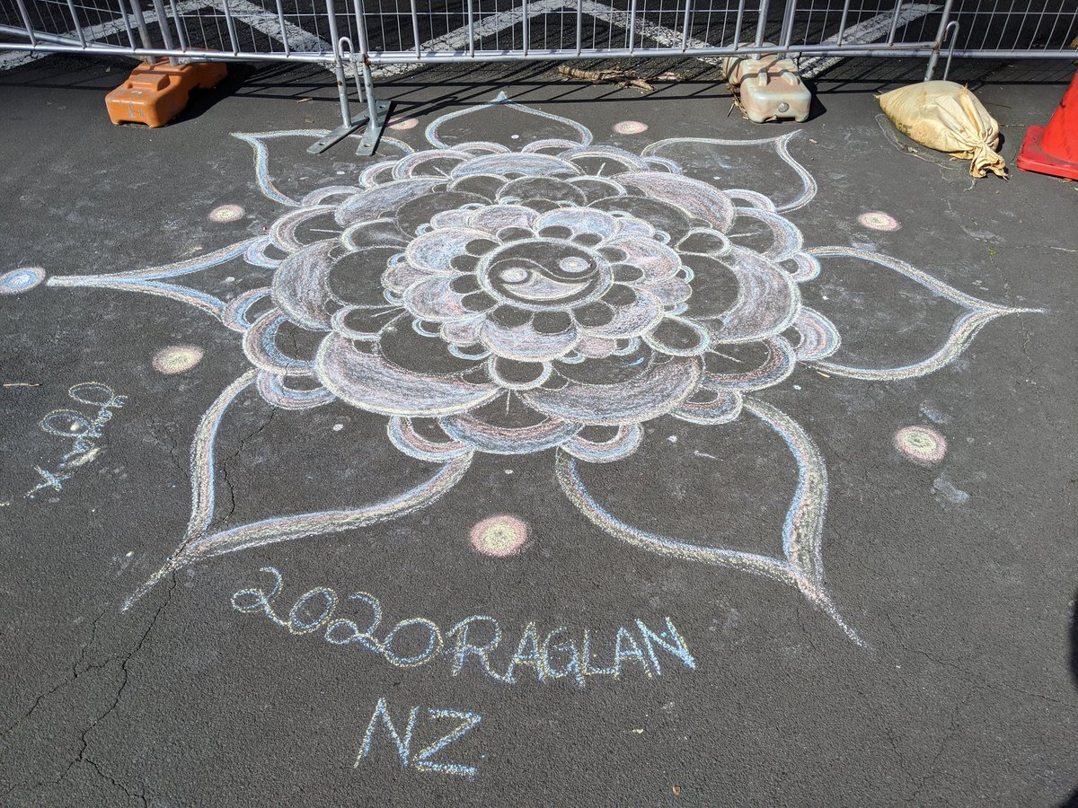 PandemicPilgrim's tweet photo. More #IsolationInspiration from today! https://t.co/AzEDsSHx9Q