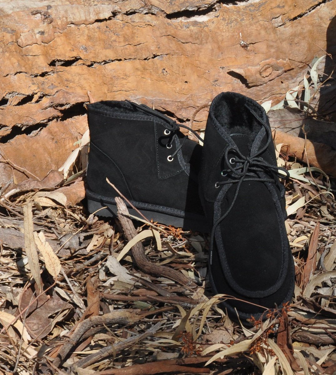 ausboots's tweet photo. Excited to share the latest addition to my #etsy shop: Ladies Ugg Slippers Australian Hand Made Merino Sheepskin https://t.co/f5sozMvmjn #slippers #uggg #boot #boots #merino #sheepskin #handcrafted #australian #melbourne https://t.co/Li5PZoHDGL