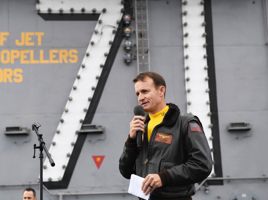 8）Fired US Navy captain reportedly emailed his coronavirus warning because he believed his boss would have prevented it