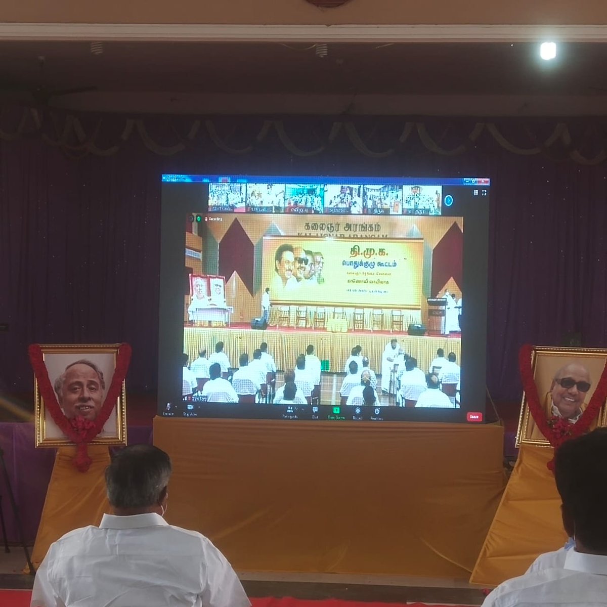 KKCP10's tweet photo. வரலாற்று சிறப்புமிக்க கழக பொதுக்குழு கூட்டம் கழக தலைவர் @mkstalin அவர்களின் தலைமையில் சற்றுமுன் தொடங்கியது நெல்லை கிழக்கு மாவட்ட திமுக சார்பில் மாவட்ட செயலாளர் @AvudaiappanDMK தலைமையில் பொதுக்குழு உறுப்பினர்கள் அனைவரும் பங்கேற்பு 
@Udhaystalin 
@DMKITwing 
@edwinarockia https://t.co/1mz7EMUtQB