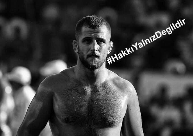 Bi yiğide karşı yapılmış haksızlık, bütün insanlığa karşı yapılmış haksızlık demektir.
#HakkıYalnızDegildir 
#HakkıİcinAdalet 
<a href="/RTErdogan/">Recep Tayyip Erdoğan</a> <a href="/abdulhamitgul/">Abdulhamit Gül</a> <a href="/MevlutCavusoglu/">Mevlüt Çavuşoğlu</a> <a href="/avmustafakose/">Av. Mustafa KÖSE 🇹🇷</a>