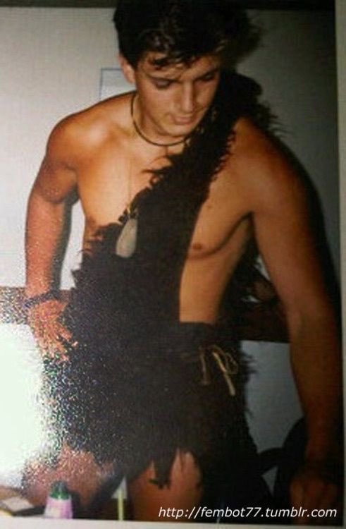 #FillionPicOfTheDay #NathanFillion ❤#DeathByFillion #Tarzan 😱😜😚 🔥🔥  👍🏻👍🏻👍🏻  😜 🙏🏻😜😜😜😍🚑🚑🚑🚑😜😜 🚿🚿 🚿🚿