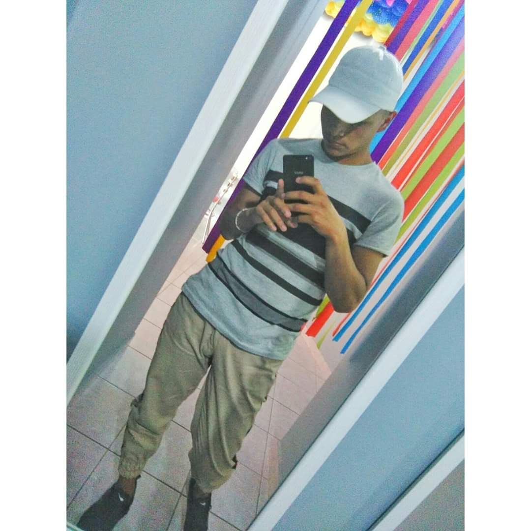 Angel57518810's tweet photo. 🍃❤️Hay una forma de belleza en la imperfección. ❤️🍃

https://t.co/CTuoJ4aeNd

Manden DM💞
#gay #lgbt #gayEDOMEX https://t.co/1SHCK1LzAI