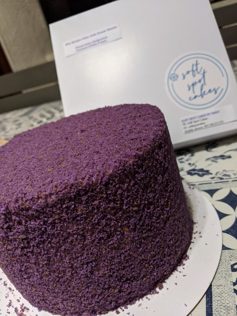 _slickrick's tweet photo. What's good Wednesday? Definitely this Ube halaya cake with cream cheese! Winner today! At softspotcakes (on @instagram) by Emily! Sarap! #SlickPick #SlickShot #SlickEats https://t.co/g4NiRXpBob
