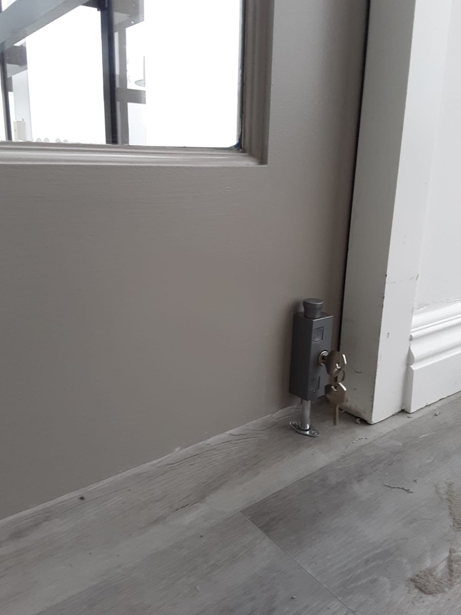 CoastalLocksmit's tweet photo. #Emtek slide bolt installation β
.
π949-900-9015.
#lockinstallation #emtekhardware #coastallocksmith #orangecountylocksmiths #mobilelocksmith #locallocksmith #licensedbondedinsured #locksmithnearby #locksmith #newportbeach #socal #commerciallocksmith https://t.co/UsOCC24Wr1