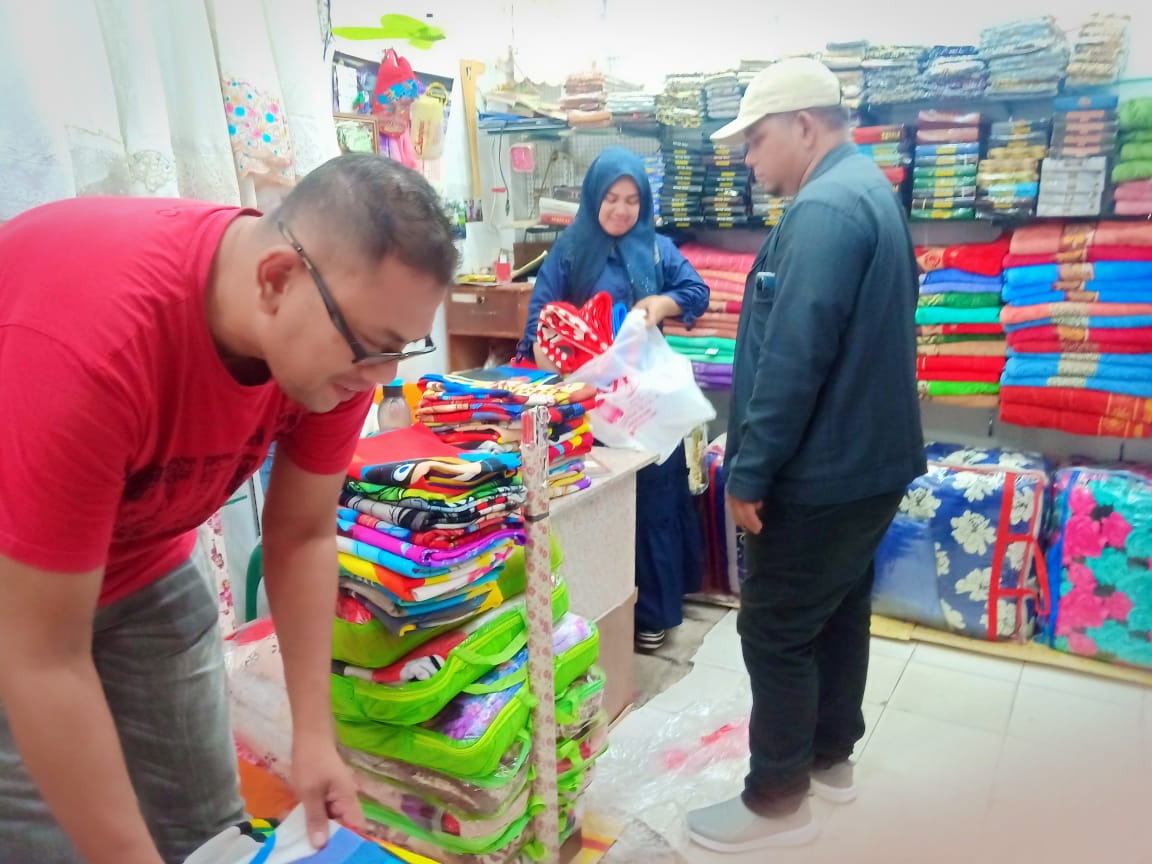 GER_Indonesia's tweet image. Penyaluran bantuan tahap ke-5 tanggap darurat pengungsi Rohingya di Lhokseumawe, Aceh (08/09/2020).

Penyaluran kali ini berupa kebutuhan mendesak, seperti handuk, tenda dan alas tidur.

#Emres #EmergencyResponse #TanggapDarurat #GlobalEhsanRelief #SaveRohingya #Rohingya