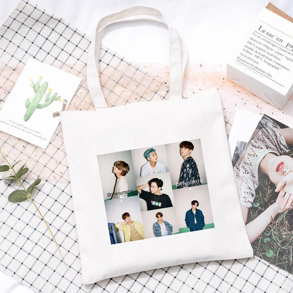 letsloveShopp's tweet photo. [ HELP RT | 🇲🇾 ]
BTS DYNAMITE TOTE BAGS
RM 43 exc postage

🍒dm to purchase! https://t.co/DKEGAtRr87