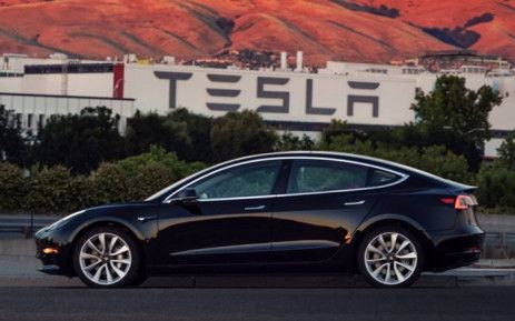 BrokerAm's tweet photo. Tesla stock with worst day in history after crashes wit more than 21% on Tuesday! Time to buy the dip?

Invest in Tesla now with AM Broker and get 25% bonus at deposit: https://t.co/87KxXbaMFB https://t.co/kD4fy6iUCf