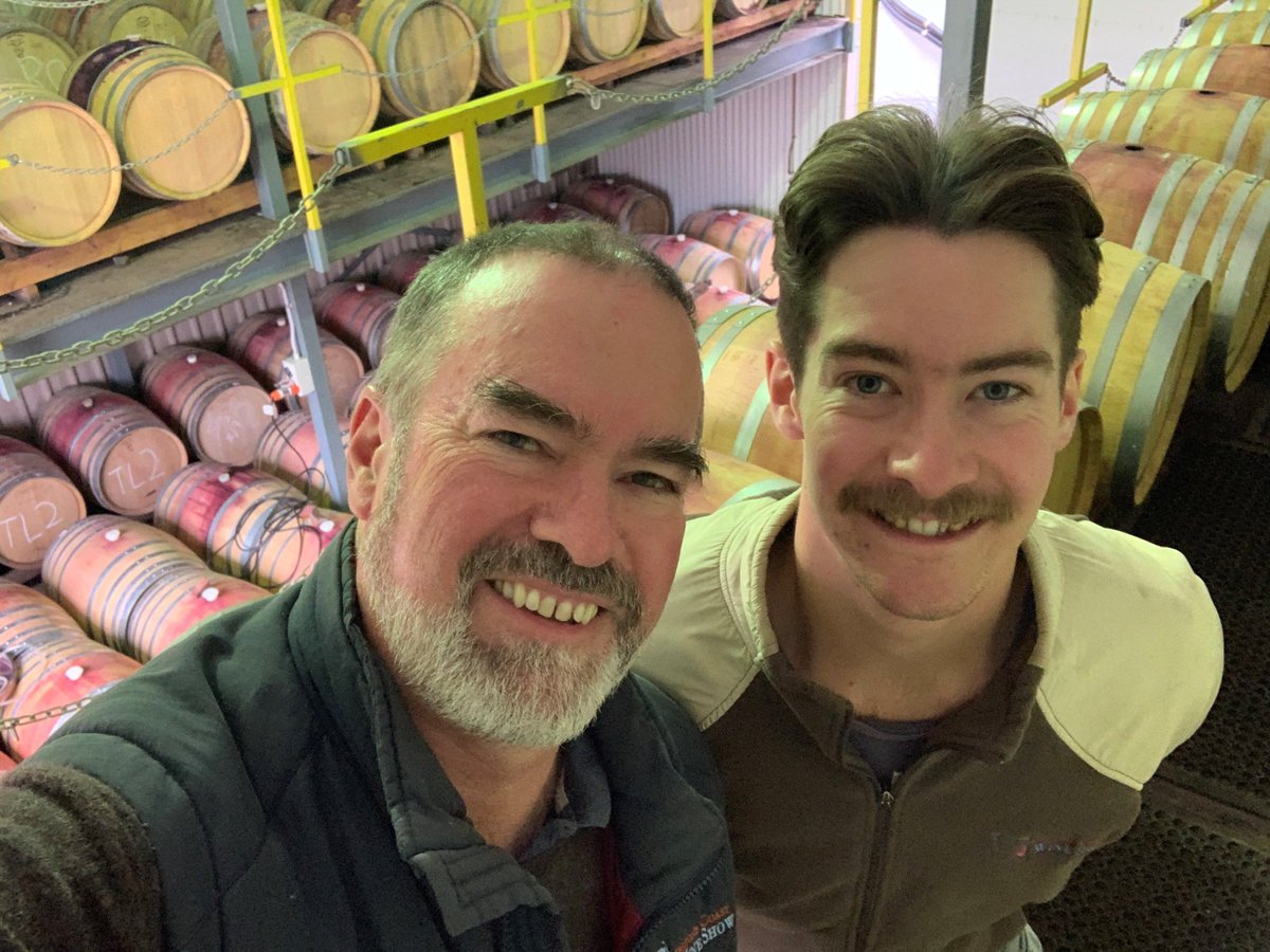 Great to have my son Aodhan working with us in the winery this week. We've been racking and blending the 2019 Shiraz Viognier and the 2019 O'Riada Shiraz. Two cracking wines!
Now there's nearly 200 empty barrels to wash...