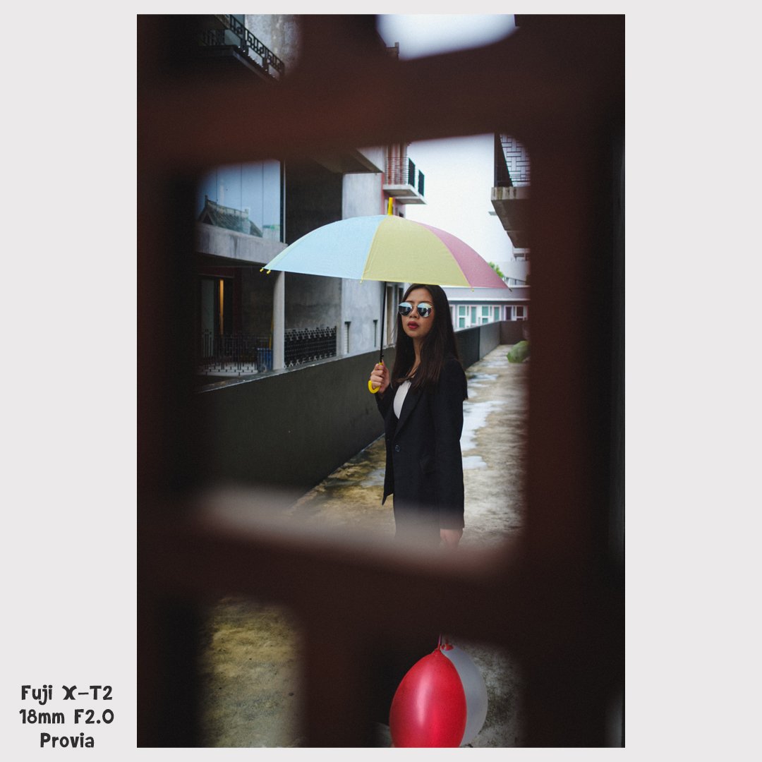 VeeZickarr's tweet photo. my colorful umbrella ⛱️

เซตนี้ทำให้รักสีฟูจิ🤣
.
📸Fuji X-T2
🎞️Provia
🖨️ ZY Walk
.
#fujifilm #fujifilm_xseries #fujifilmXT2 #provia #photographer  #portraitphotography https://t.co/ONNB5AXRgV