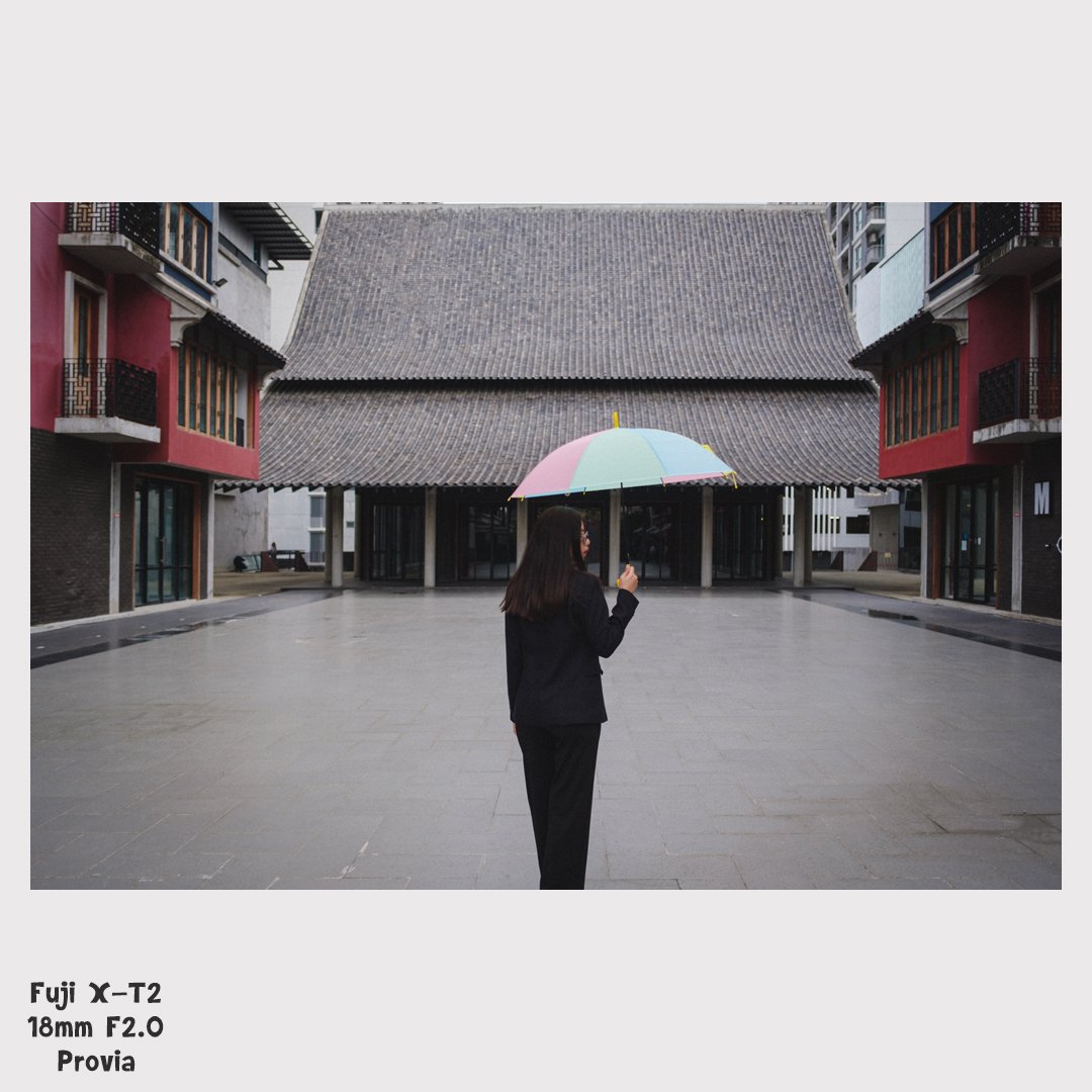 VeeZickarr's tweet photo. my colorful umbrella ⛱️

เซตนี้ทำให้รักสีฟูจิ🤣
.
📸Fuji X-T2
🎞️Provia
🖨️ ZY Walk
.
#fujifilm #fujifilm_xseries #fujifilmXT2 #provia #photographer  #portraitphotography https://t.co/ONNB5AXRgV